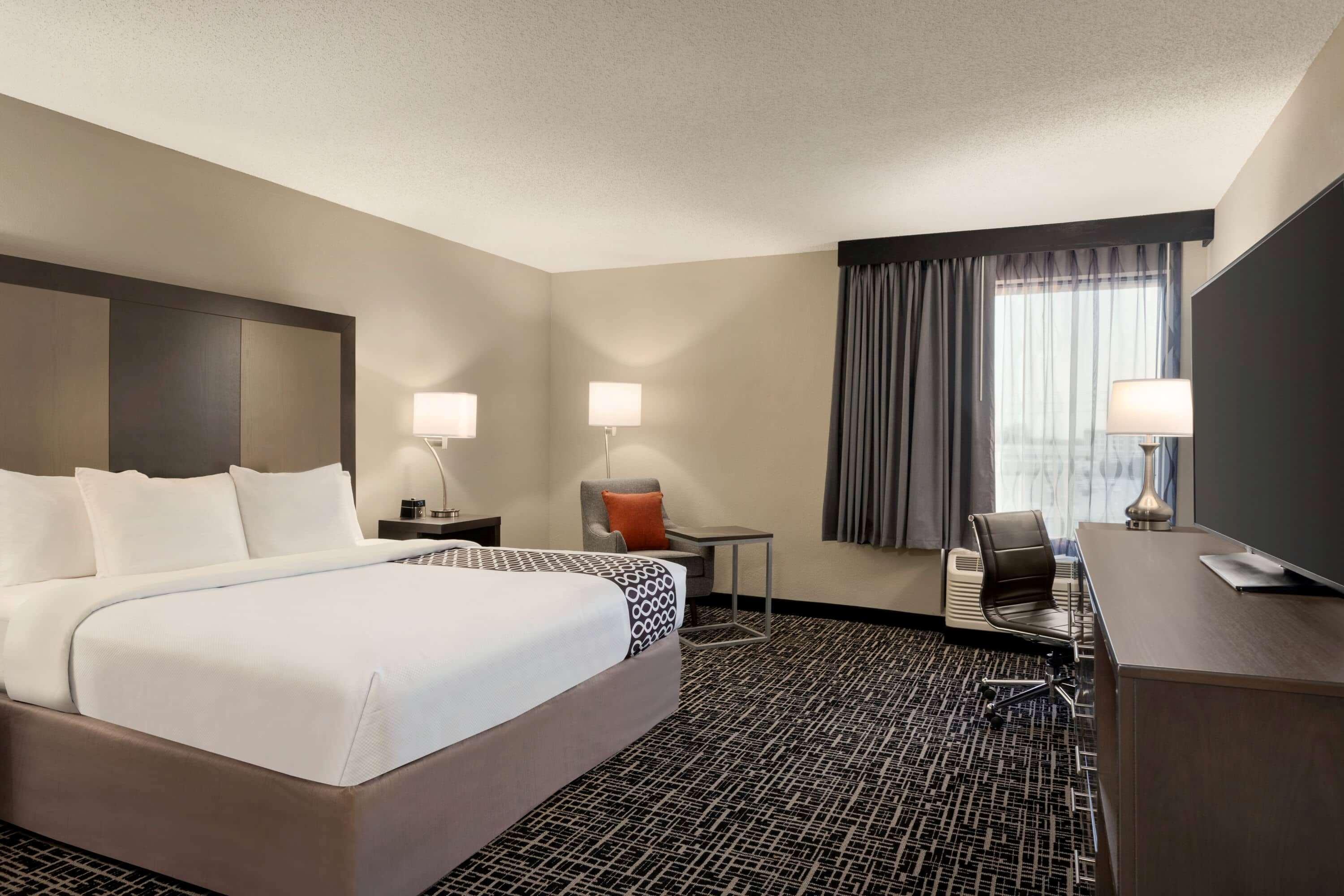 Windsor Springs La Quinta Inn & Suites By Wyndham St Louis Route 66 מראה חיצוני תמונה