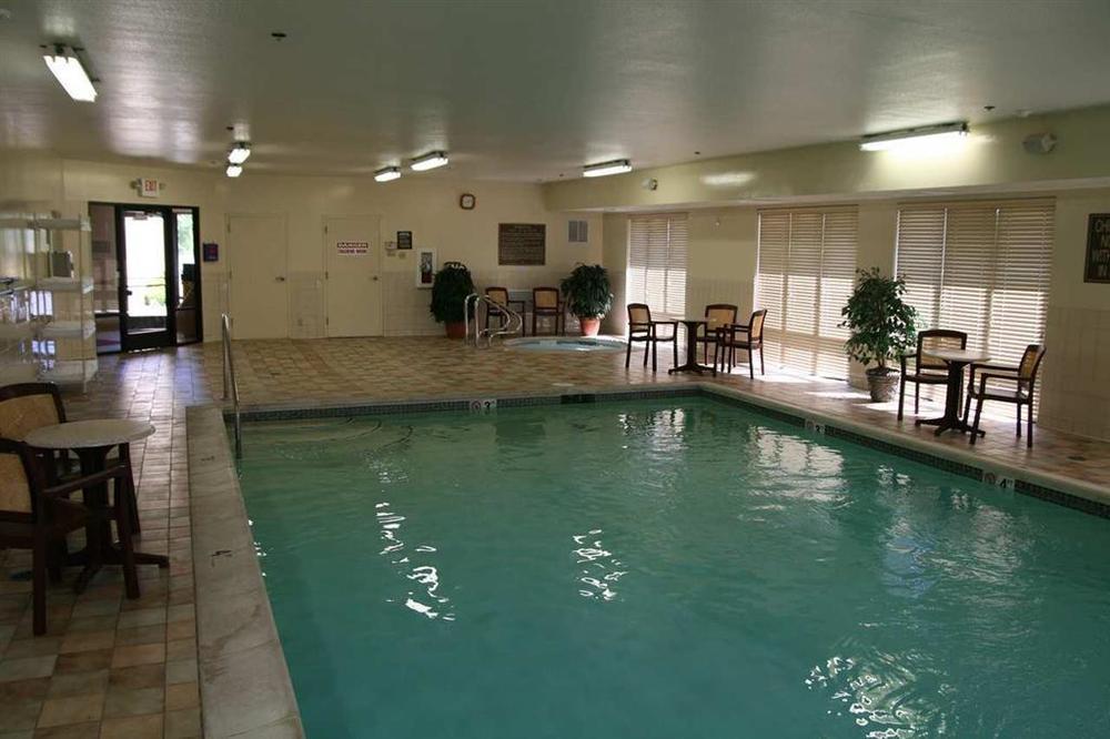 Windsor Springs La Quinta Inn & Suites By Wyndham St Louis Route 66 מתקנים תמונה