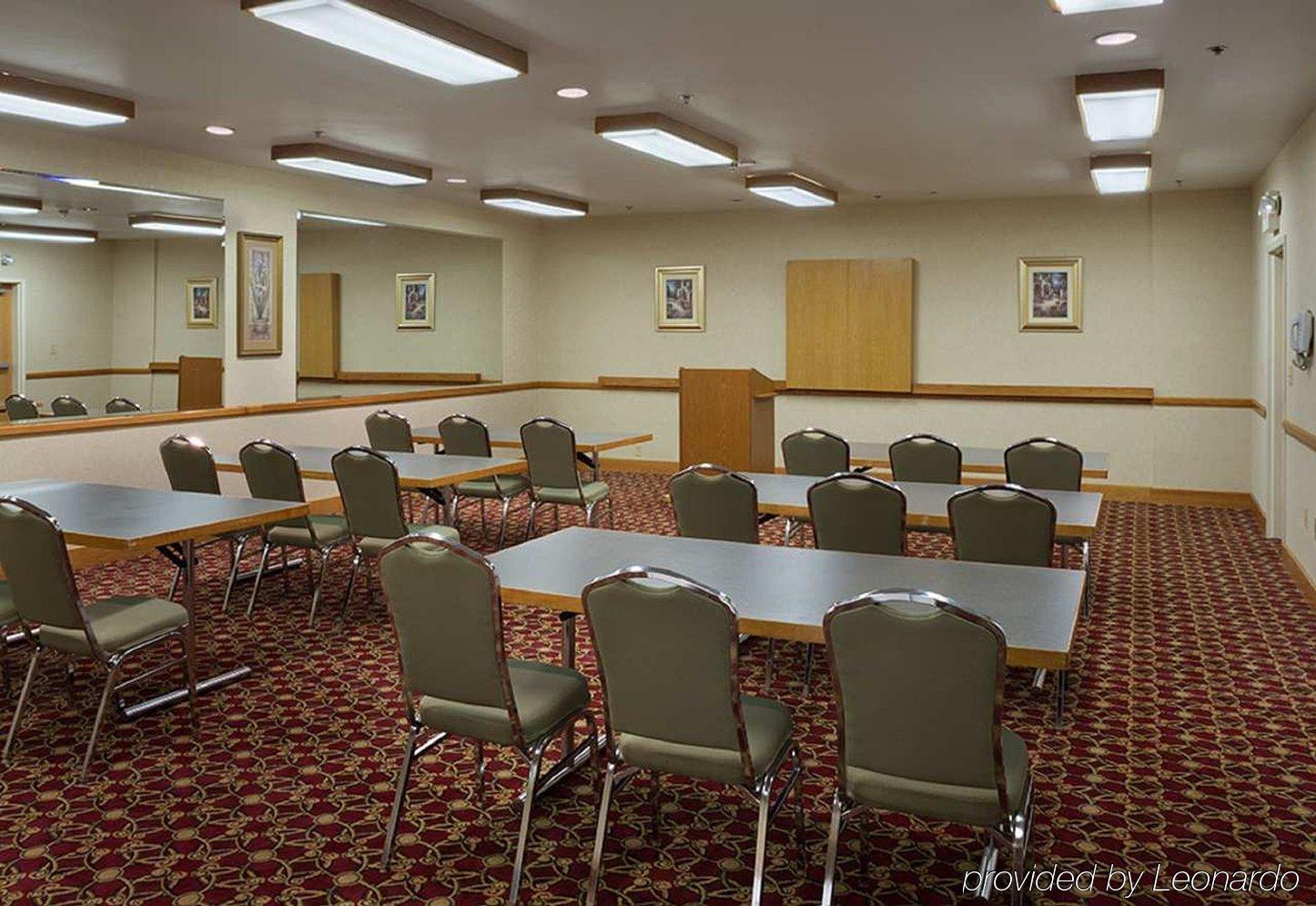Windsor Springs La Quinta Inn & Suites By Wyndham St Louis Route 66 מראה חיצוני תמונה